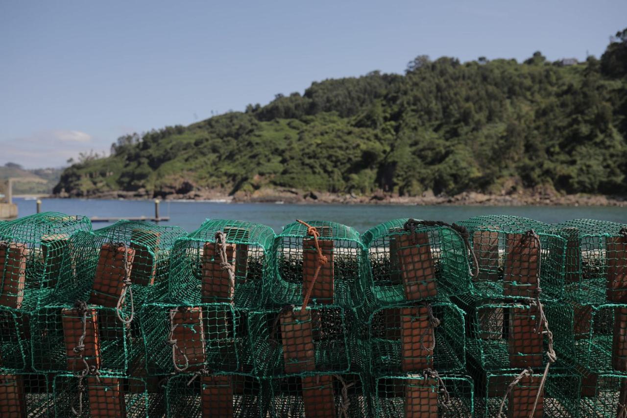 El Faro Unkempt - Tazones Villar  Esterno foto